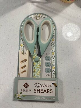 Gourmet Kitchen Shears in Mint Green and Cream with Lemons